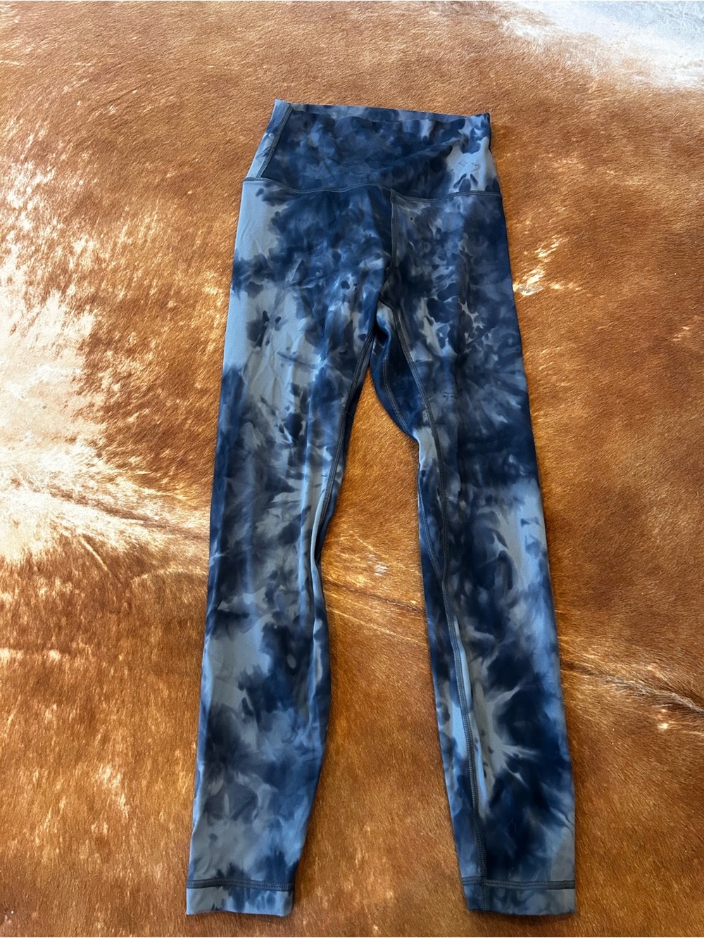 HeyNuts Women’s Navy and Light Grey Diamond-Dye Leggings